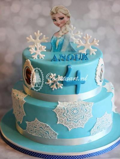 Frozen - Cake by Zoetetaart