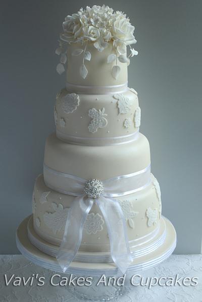 My First Wedding Cake. It was a wonderful exciting experience :) - Cake by Vavi