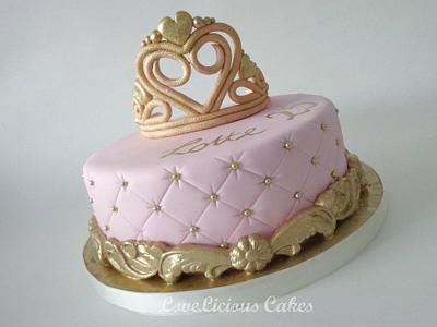 Princess - Cake by loveliciouscakes