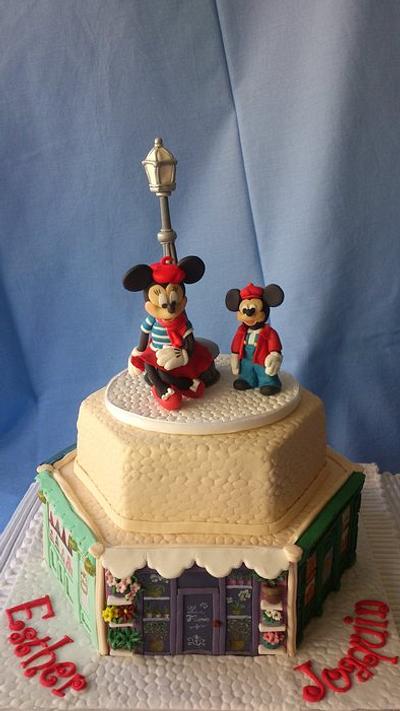 Minnie and son in Paris - Cake by Fabriquilla de Azucar