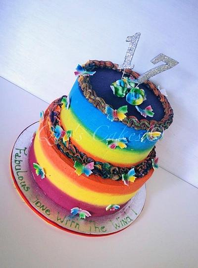 Rainbow Burst  - Cake by Que's Cakes