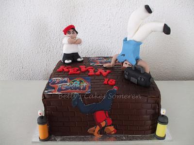 Breakdance - Cake by Betty's Cakes