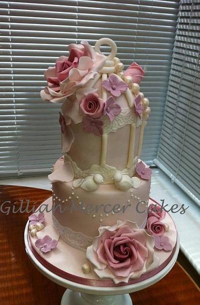 My first birdcage cake - Cake by Gillian mercer cakes 