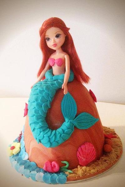 Mermaid doll cake - Cake by Sugarcrumbkitchen 