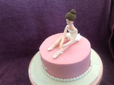 A little ballerina - Cake by Radhika