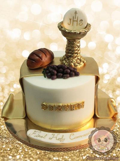 Holy Communion cake in gold and white - Cake by YumZee_Cuppycakes