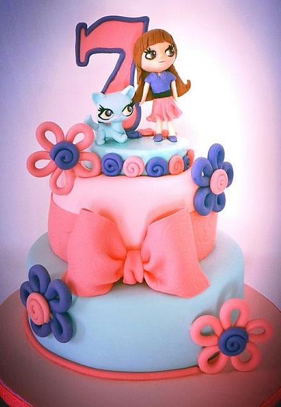 Littlest Pet Shop - Cake by BellaCakes & Confections