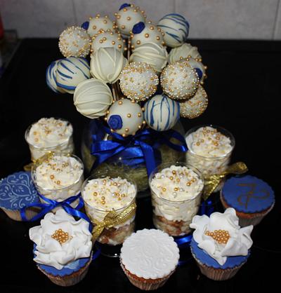 cupcakes,cake pops - Cake by Azalija