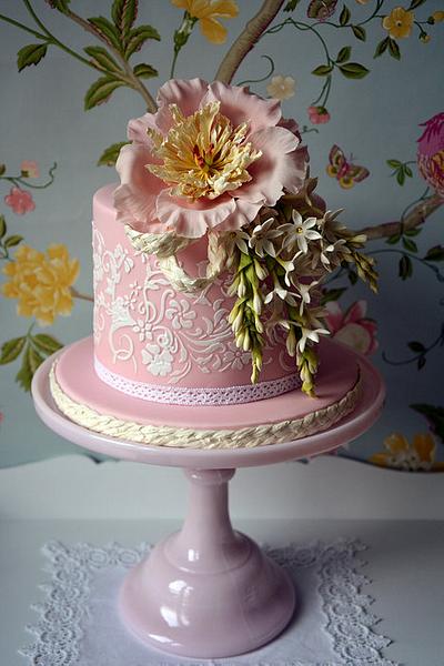 A peony and Tuberose cake - Cake by Julie