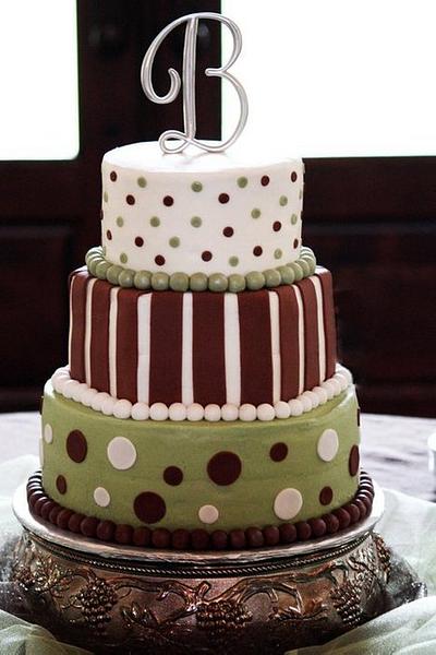 Wedding Cake - Cake by Deborah