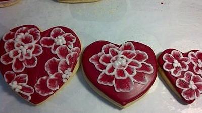 Hearts w/flowers - Cake by Sherry's Sweet Shop