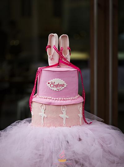 Ballerinas for my little Ballerina  - Cake by Sheeba 