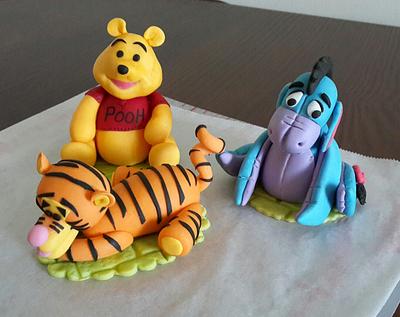 Pooh n friends.... - Cake by The Cakes Icing