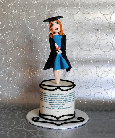 University Graduate - Cake by The Cornish Cakery