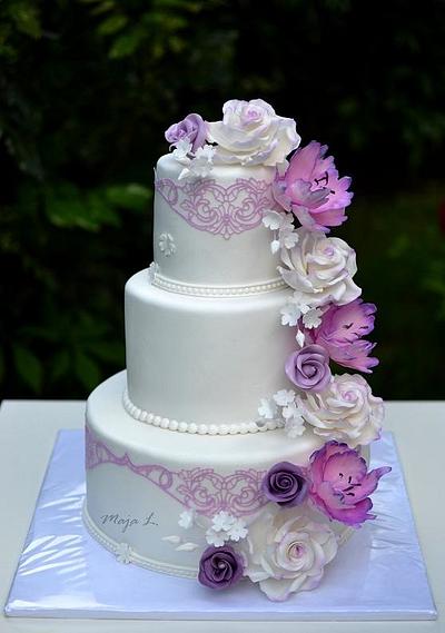 wedding cake - Cake by majalaska