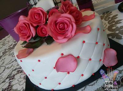 Bed of Roses - Cake by Urb&Cakes