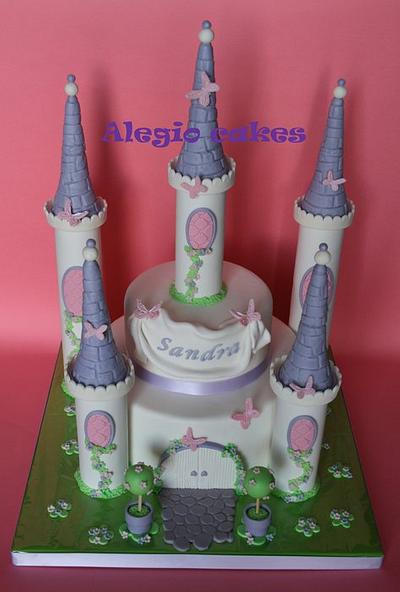 Castle - Cake by Alessandra Rainone