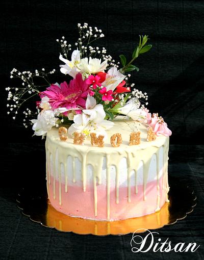 Drip cake - Cake by Ditsan