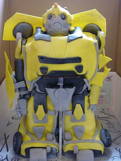 3D Bumblebee Transformer - Cake by Dawn and Katherine