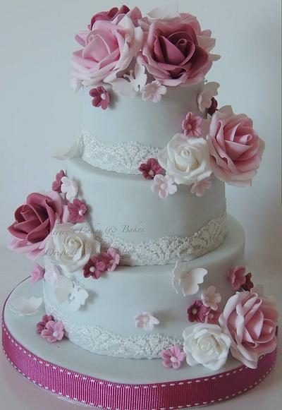 Roses and Butterflies - Cake by Shereen