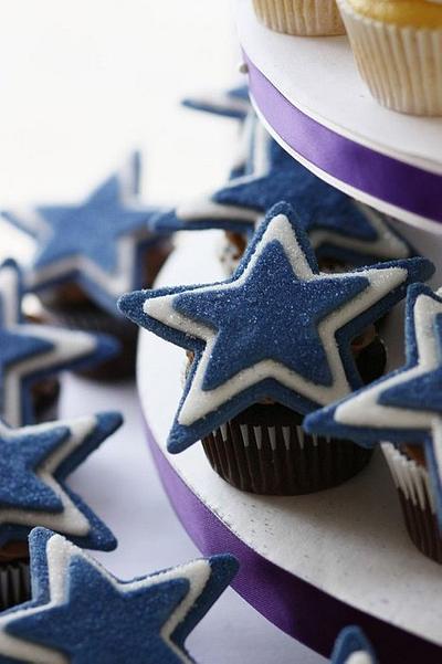 Dallas Stars - Cake by Kay's Cupcakes