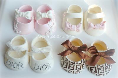Chic Cake Shoes (standard) - Cake by Francesca Morrone