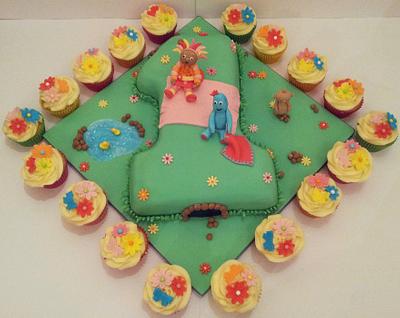 Night Garden Number 1 - Cake by Sarah Poole