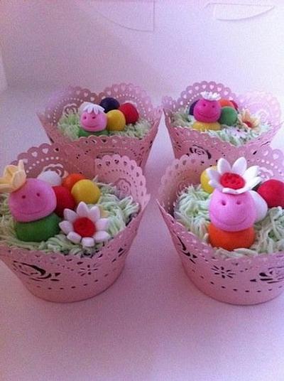 Caterpillar cupcakes - Cake by Digna
