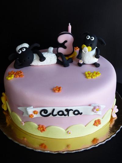 Shaun the sheep and timmy cake - Cake by Aventuras Coloridas