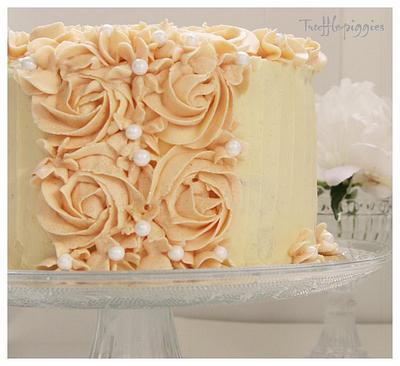 buttercream Rose - Cake by Patricia Tsang