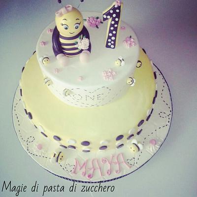 Bee cake - Cake by Mariana Frascella