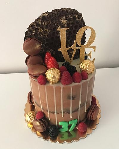 Chocolate Birthday cake - Cake by Petra_Kostylkova