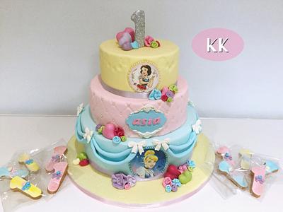 Princess cake - Cake by Donatella Bussacchetti