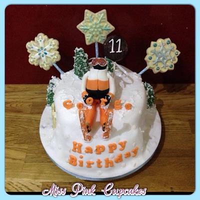 Skiing cake - Cake by Rachel Bosley 