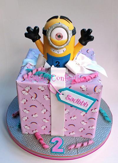 Minion gift cake - Cake by Craftyconfections