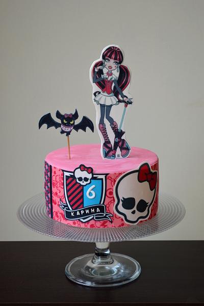 Monster high cake - Cake by Pavlina Govedarova