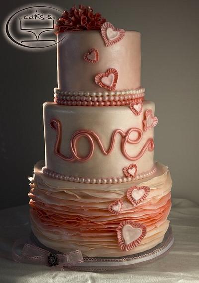 Valentine's ruffles - Cake by Komel Crowley
