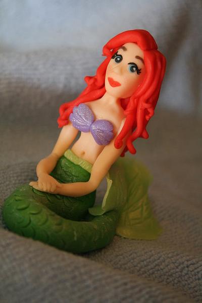 Ariel - Cake by Centerpiece Cakes By Steph