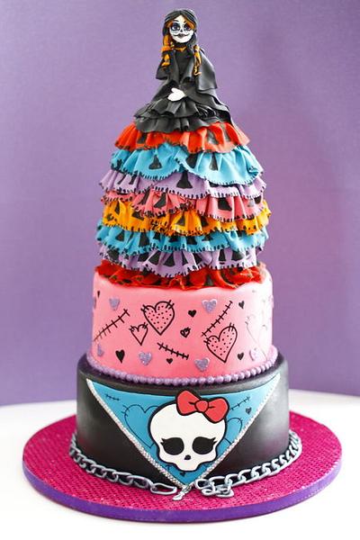 Monster High Skelita cake - Cake by Sucrette, Tailored Confections