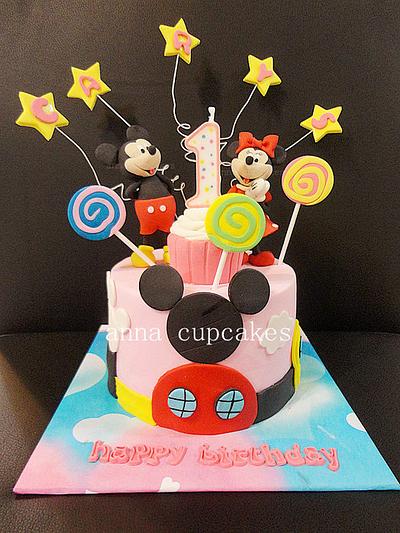 mickey and minnie sweet treat cake - Cake by annacupcakes