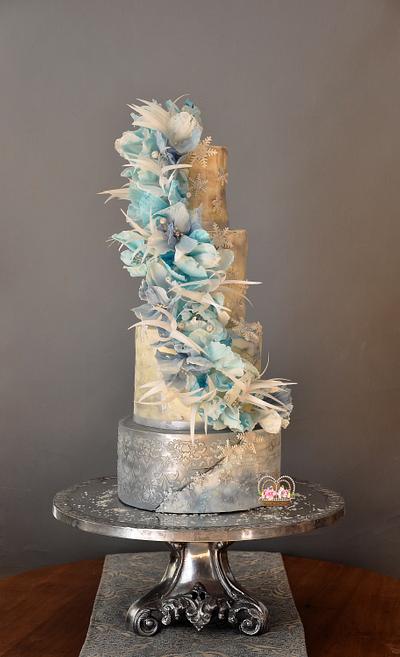 Winter Wonderland - Cake by Sumaiya Omar - The Cake Duchess 