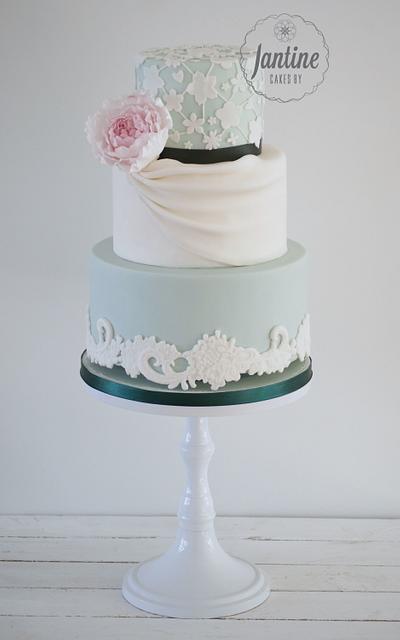 Vintage lace cake - Cake by Cakes by Jantine