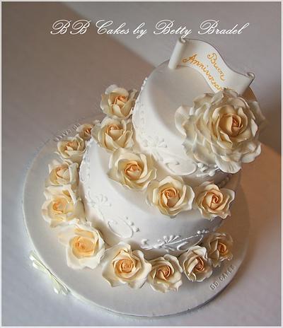 Anniversarycake - Cake by Betty Bradel