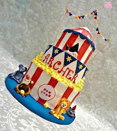 Circus/Top Hat Cake - Cake by YB Cakes and More