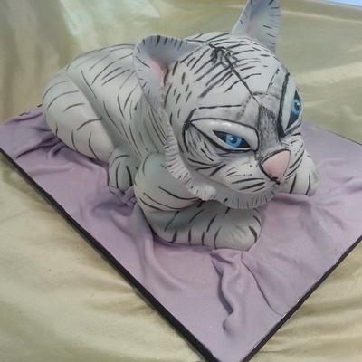 Eye of the tiger!  - Cake by Donna