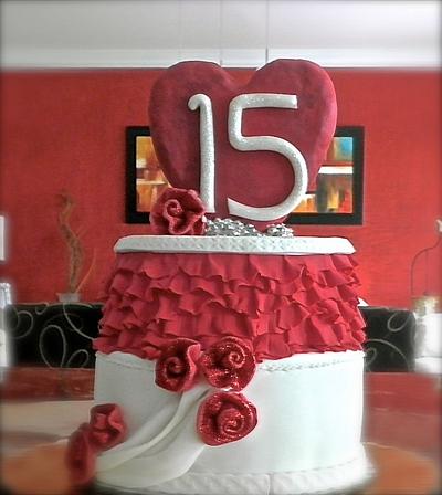 15th Wedding anniversary - Cake by Bizcocho Pastries