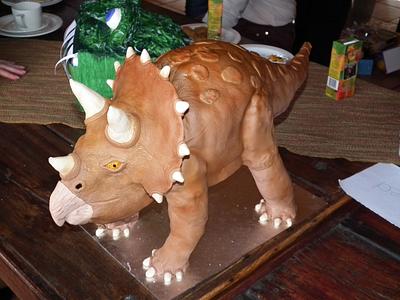 Dinosaur - Cake by Lee21