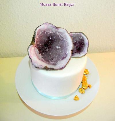 Amethyst - Cake by Rosas Kunst Kager