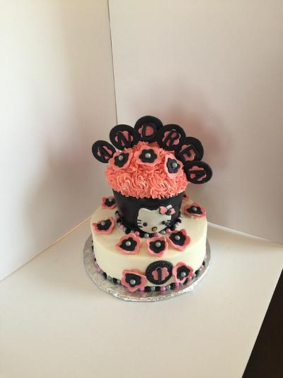 Hello kitty  - Cake by Cerobs