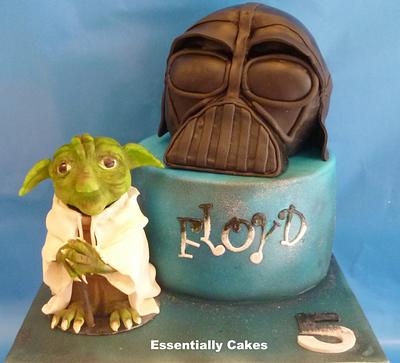 Star Wars - Yoda and Darth Vader - Cake by Essentially Cakes